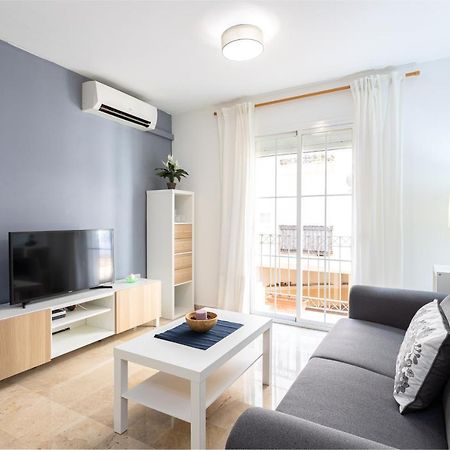 Holidays2Malaga Capuchinos French Balconies, Private Parking, Wifi & Air Con Esterno foto